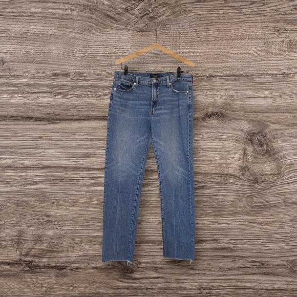 Banana Republic Denim - Banana Republic Blue Straight Jeans Classic Denim Size 31